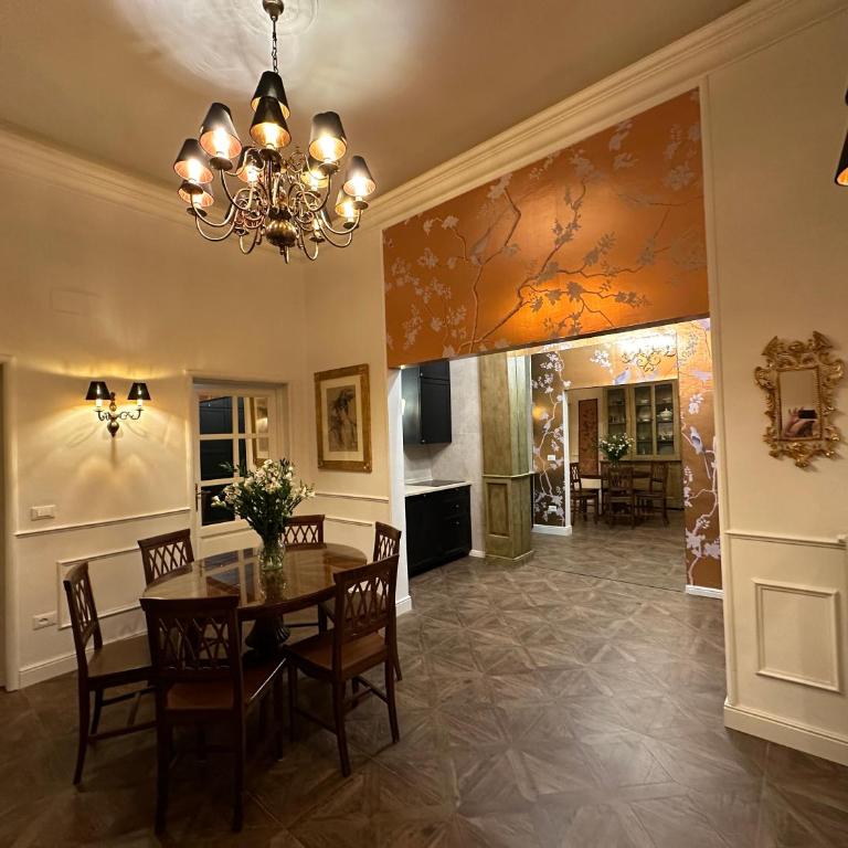 Santa Caterina Palace Apartment in Florence-3 Bedroom - Appartamento con 3 Camere da Letto - 97