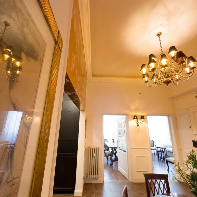 Santa Caterina Palace Apartment in Florence-3 Bedroom - Appartamento con 3 Camere da Letto - 95