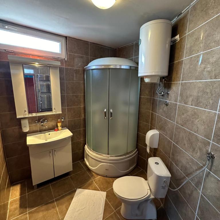 Hotel Odelia - Deluks Trokrevetna Soba - 5