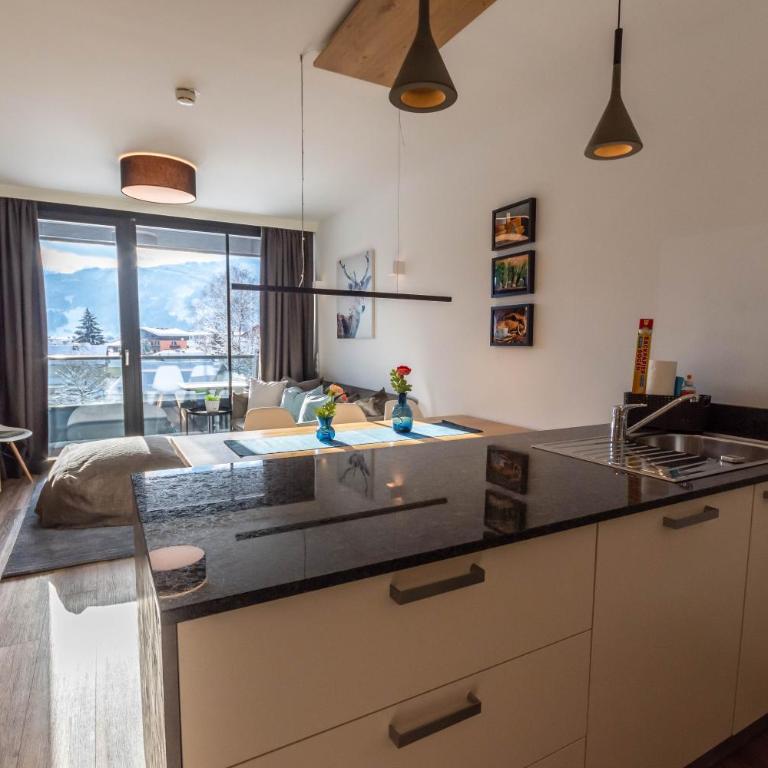Schönblick Residence Apartments - 600m air line to AREIT gondel station - Apartment mit 2 Schlafzimmern und Balkon - Top 17 - 3