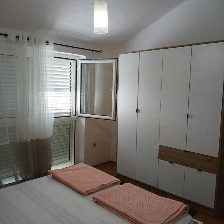 Apartment Icemoon - Three-Bedroom Apartment - 18