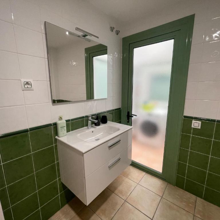Apartamento La Verita Gaudía - Three-Bedroom Apartment - 10