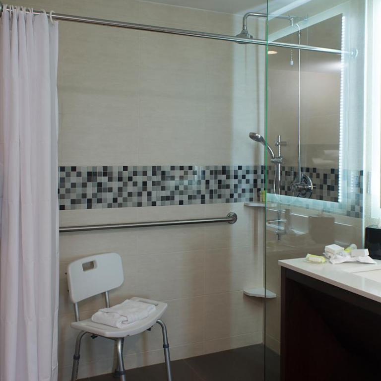 Staybridge Suites Puebla by IHG - Suite Estudio adaptado para personas con discapacidad - 1 cama grande - 1