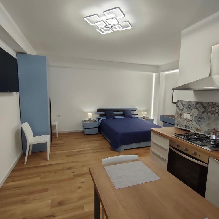 DH Studio Apartments - One-Bedroom Apartment - 3