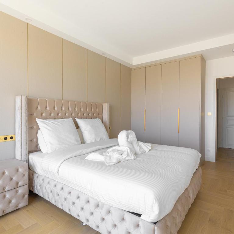 101 Penthouse Royal à Paris avec Vue Imprenable sur la Tour Eiffel - Appartement 1 Chambre - 10
