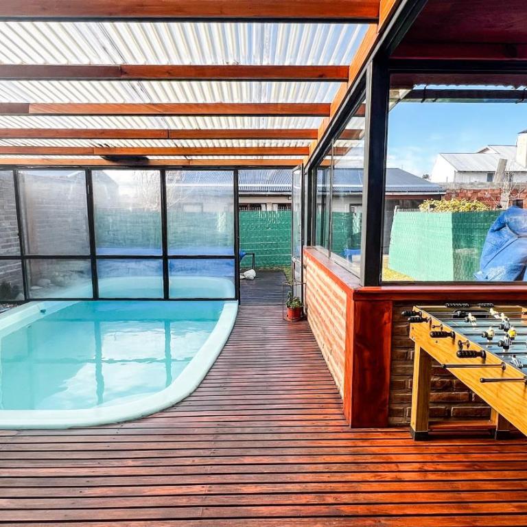 RentUp - Casa con piscina climatizada en una zona tranquila de Bariloche - Casa de 2 dormitorios - 3