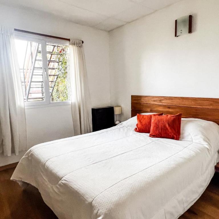 RentUp - Casa con piscina climatizada en una zona tranquila de Bariloche - Casa de 2 dormitorios - 7