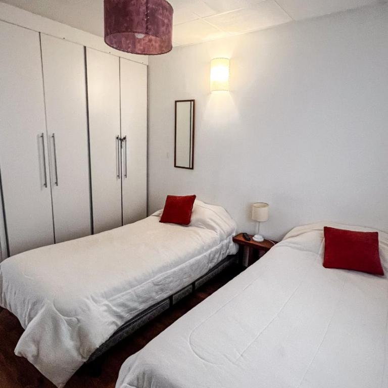 RentUp - Casa con piscina climatizada en una zona tranquila de Bariloche - Casa de 2 dormitorios - 8