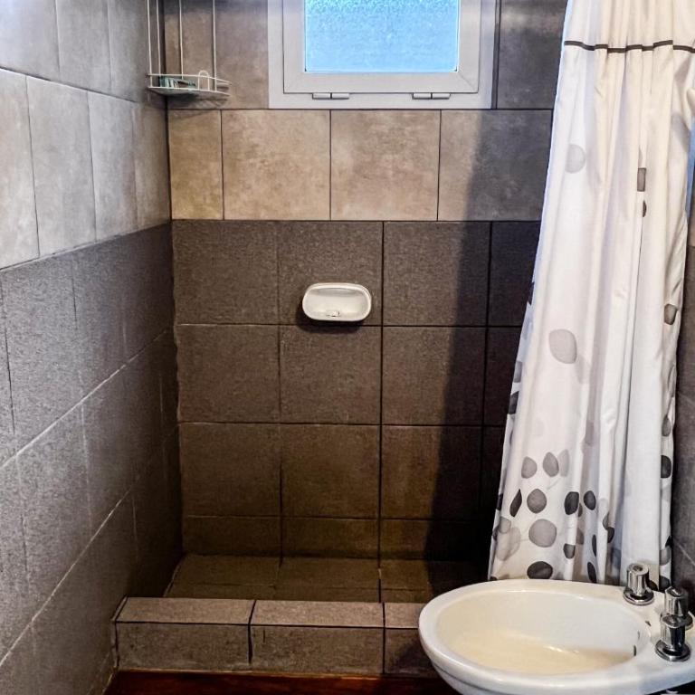 RentUp - Casa con piscina climatizada en una zona tranquila de Bariloche - Casa de 2 dormitorios - 20