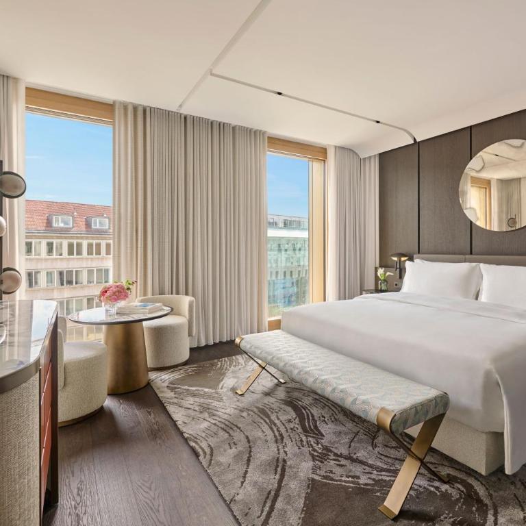 Koenigshof, a Luxury Collection Hotel, Munich - Camera King Deluxe - 4