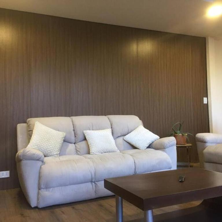 Departamento céntrico con terrazas y estacionamiento - Apartamento de 2 dormitorios - 18