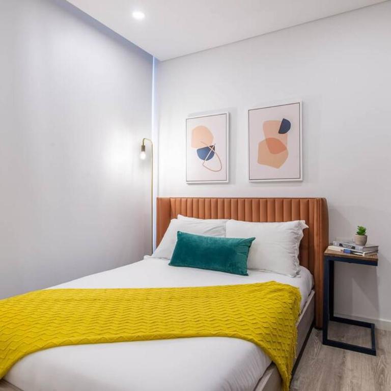 Classy 3BR Apartment in Usaquén - Three-Bedroom Apartment - 18