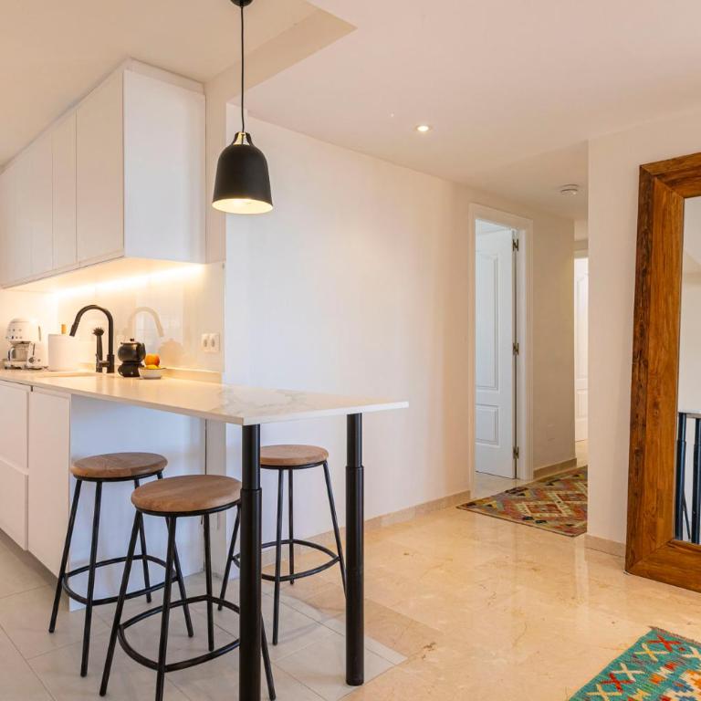 El Manantial, Elviria - Three-Bedroom Apartment - 30