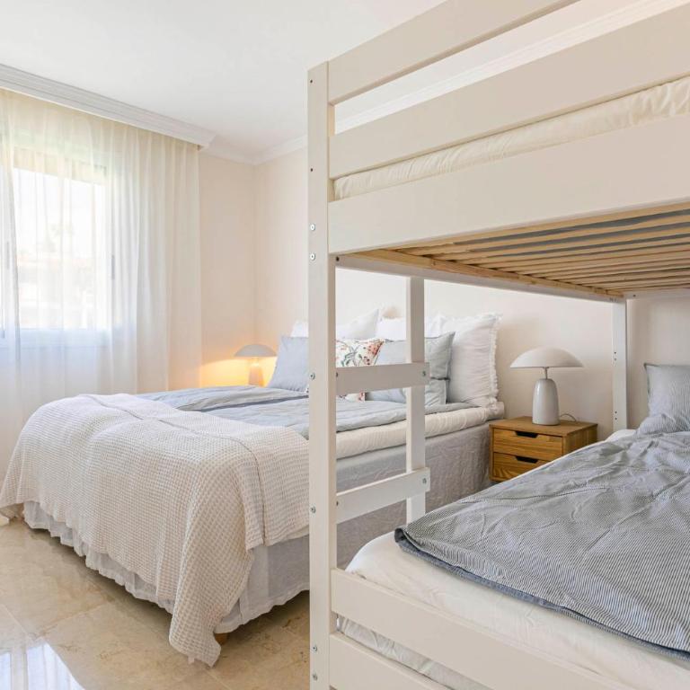 El Manantial, Elviria - Three-Bedroom Apartment - 29