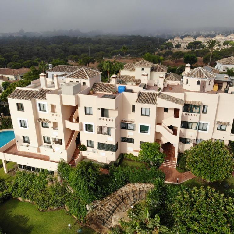 El Manantial, Elviria - Three-Bedroom Apartment - 40