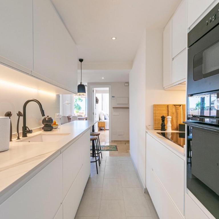 El Manantial, Elviria - Three-Bedroom Apartment - 31