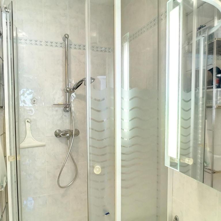 Appartement de 30m² pour 4 pers, balcon sud-ouest, accès direct pistes, parking gratuit - FR-1-178-383 - Apartment - 7