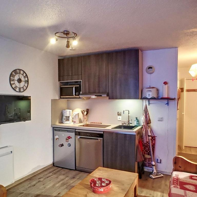 Charmant 3 pièces aux Menuires - Ski aux pieds, Parking, Wifi inclus - Apartamento de 1 dormitorio - 1