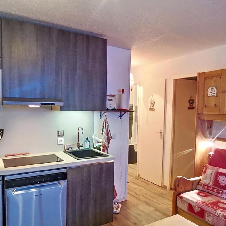 Charmant 3 pièces aux Menuires - Ski aux pieds, Parking, Wifi inclus - Apartamento de 1 dormitorio - 2