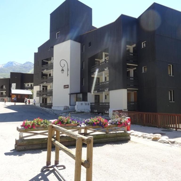 Charmant 3 pièces aux Menuires - Ski aux pieds, Parking, Wifi inclus - Apartamento de 1 dormitorio - 13
