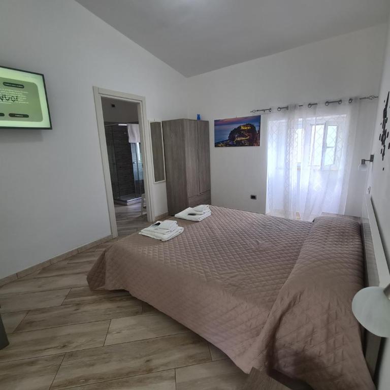 Royal Suite su via principale per Tropea - Superior King Room - 1