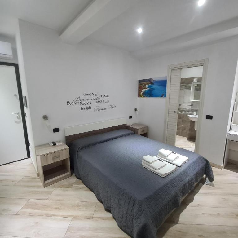 Royal Suite su via principale per Tropea - Deluxe King Room - 6