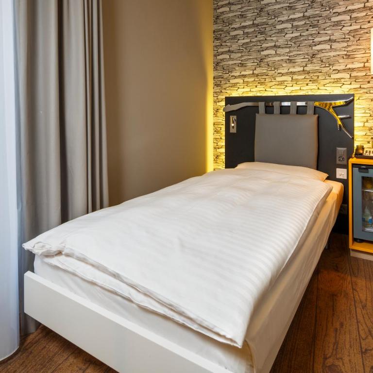 Swiss Wine by Fassbind - Chambre Simple avec Vue sur Rue - 4