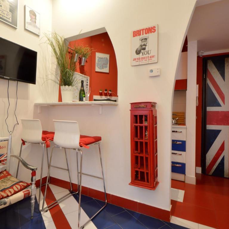Bellissimo Mini Appartamento Deluxe di Design e a Tema Inghiterra - Potente Wi-Fi Ottimo il Collegamento con Aeroporto di Malpensa e Rho fiera, vicino a 3 linee Metropolitane - Appartamento con 1 Camera da Letto - 25
