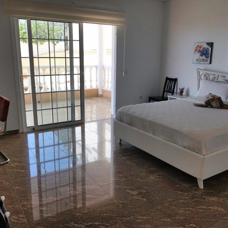 Happiness Chalet with Heated Swimming Pool - Villa con piscina privada - 66