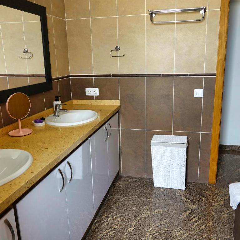 Happiness Chalet with Heated Swimming Pool - Villa con piscina privada - 63