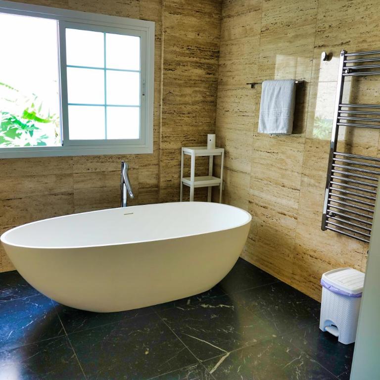 Happiness Chalet with Heated Swimming Pool - Villa con piscina privada - 62