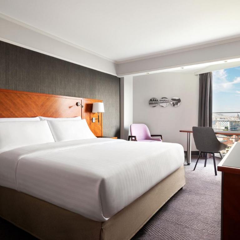 Paris Marriott Rive Gauche Hotel & Conference Center - Chambre Lit King-Size Deluxe - Vue sur Ville - 2