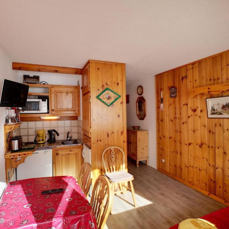 3 pièces aux Menuires, sud, ski aux pieds, animaux, parking - Apartamento de 1 dormitorio - 3