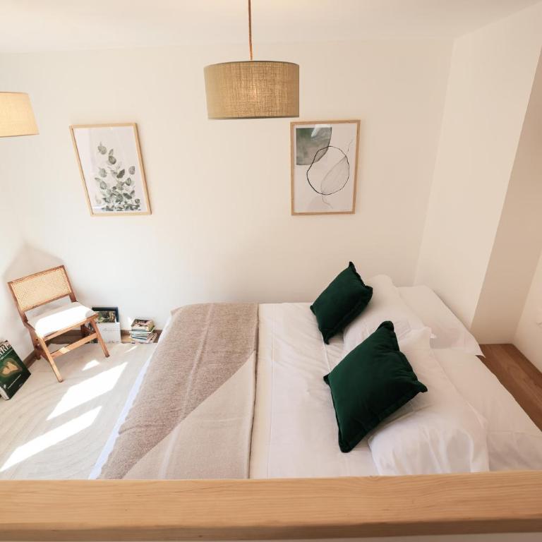 En plein centre du village ! - One-Bedroom Apartment - 15