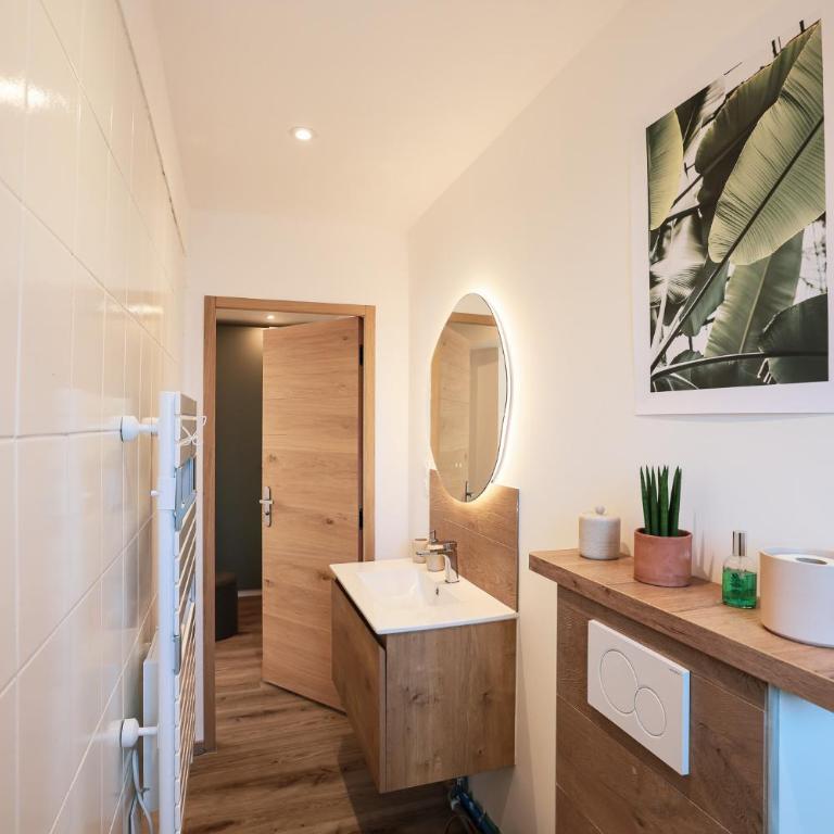 En plein centre du village ! - One-Bedroom Apartment - 29