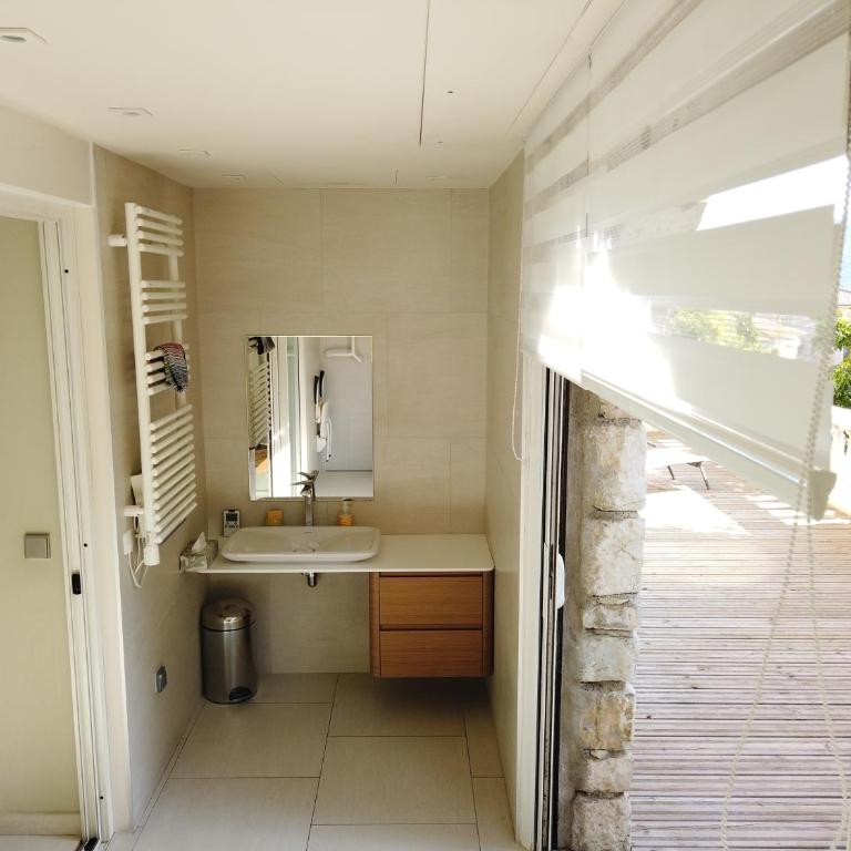Villa spacieuse, totalement adaptée aux normes PMR - Villa - 20