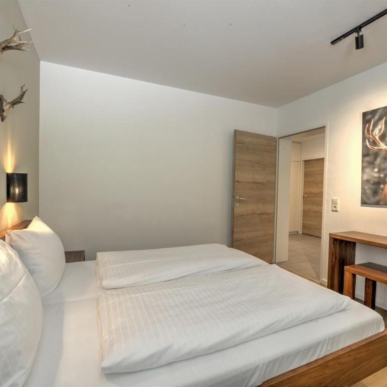 Der Gletscherblick By Kaprun Rentals - Two-Bedroom Apartment with Mountain View - 7