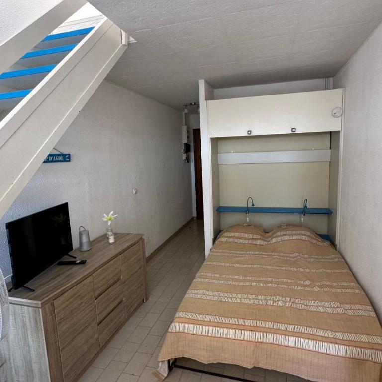 Duplex vue mer - 150m de la plage - Three-Bedroom Apartment with Sea View - 23
