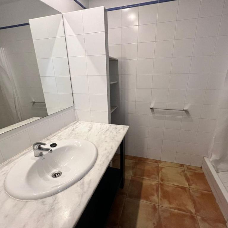 Apartaments El Berganti en Canyelles Petites - Apartamento - 8