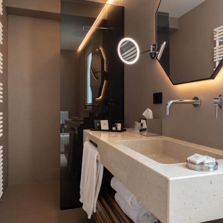 Essenza Relais Contemporaneo - Camera Tripla Superior - 5