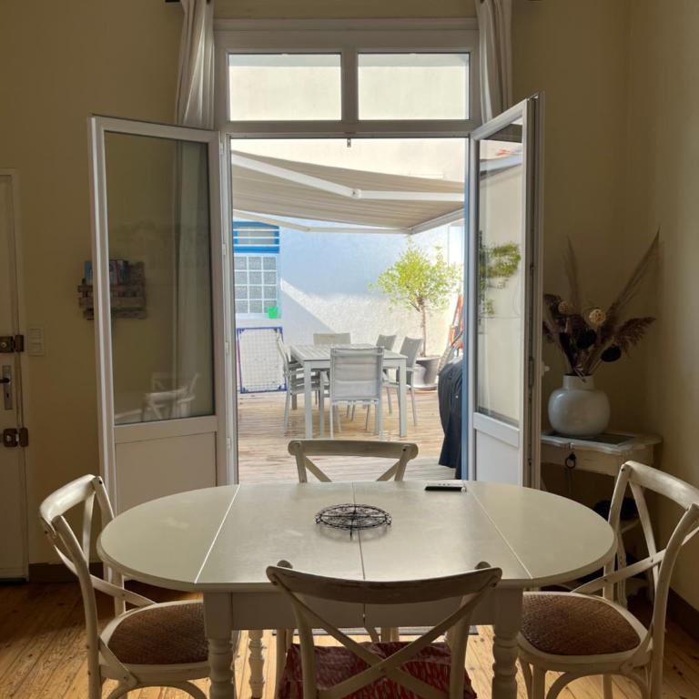 Bisson - One-Bedroom Apartment - 8