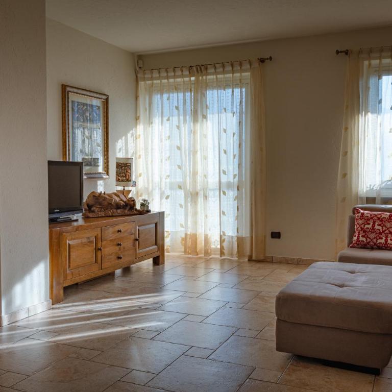 Villa Mara - Aosta - 200 mq - WiFi - Jacuzzi - Parcheggio - Giardino - Appartamento con 3 Camere da Letto - 22