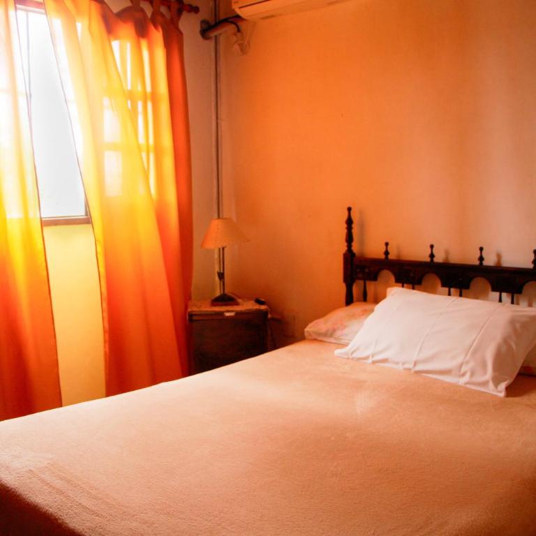 Hostal San Jorge - Double Room with Private Bathroom - 2