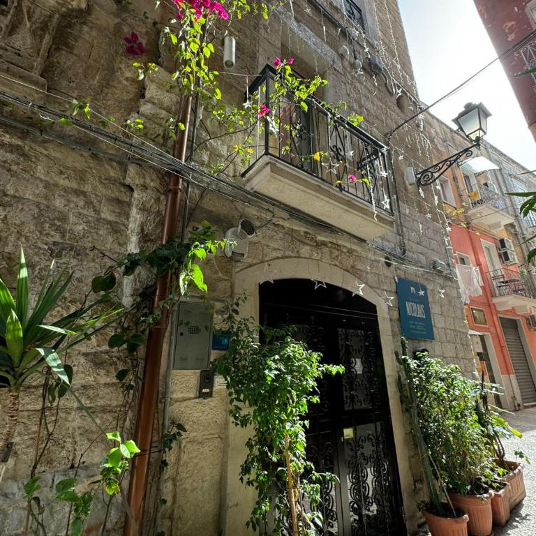 PALAZZO NICOLAUS del BORGO ANTICO - Camera Matrimoniale con Bagno Privato - 1