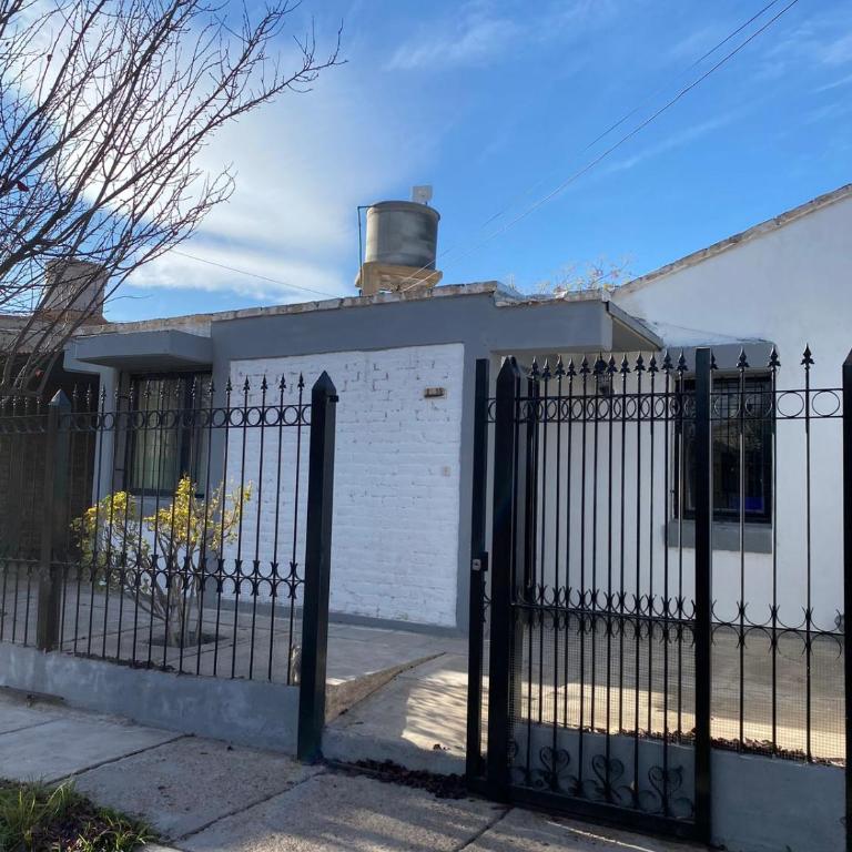 alquier de casa 2 dormitorios en mendoza - Casa de 2 dormitorios - 1