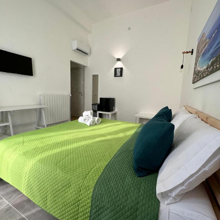 My Happy Place Rooms - Camera Matrimoniale con Bagno Privato - 2