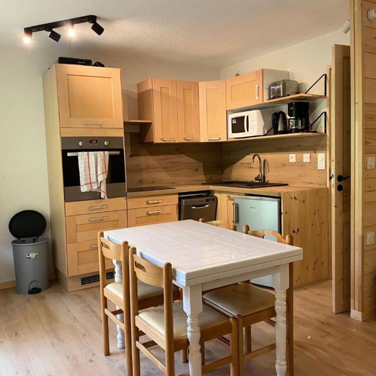 Résidence Le De 3 - Beau studio cabine proche du centre avec terrasse MAE-9934 - Studio - 2