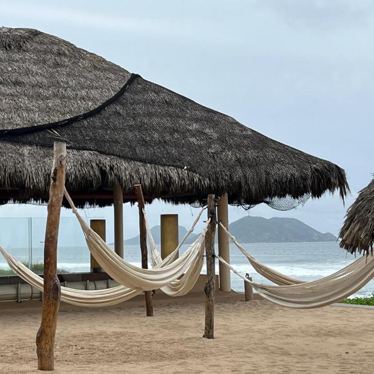 Departamento a pie de playa - Two-Bedroom Apartment - 4
