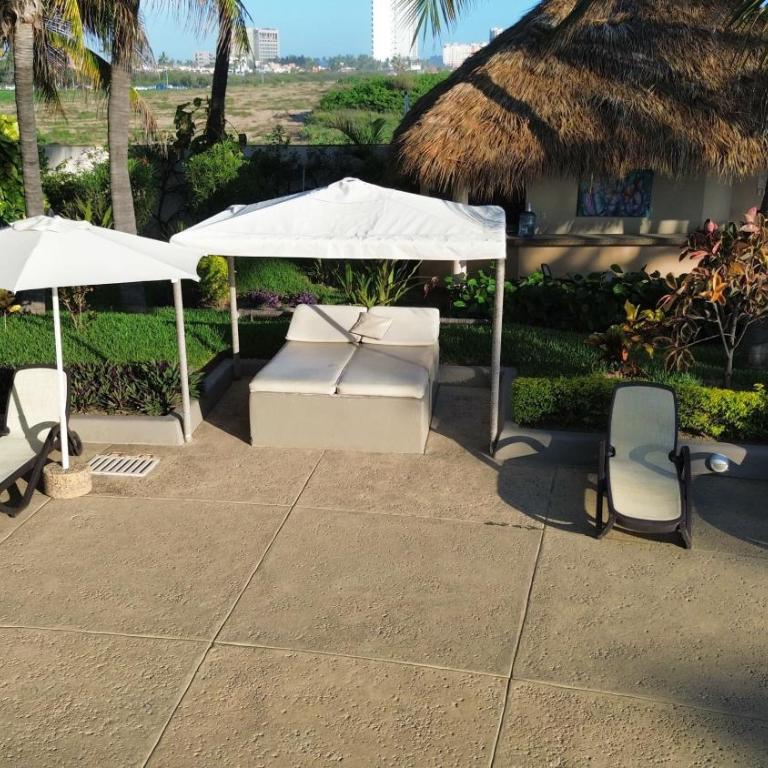 Departamento a pie de playa - Two-Bedroom Apartment - 22