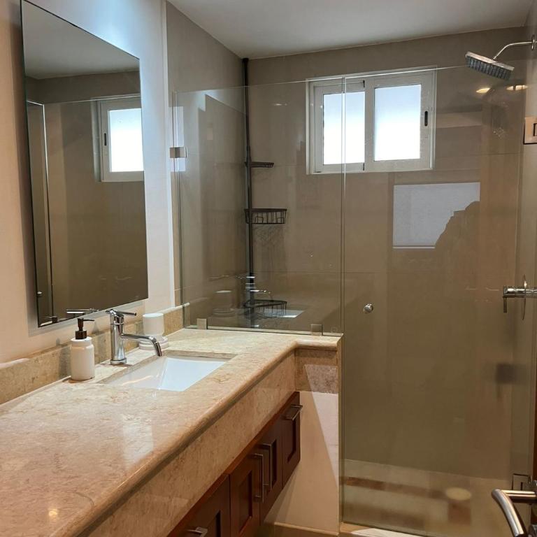 Departamento a pie de playa - Two-Bedroom Apartment - 18
